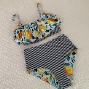 Cup She high waisted lemon swimsuit REVERSIBLE